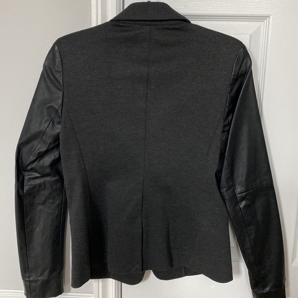 Michael Michael Kors blazer with faux leather sleeves - Picture 3 of 4